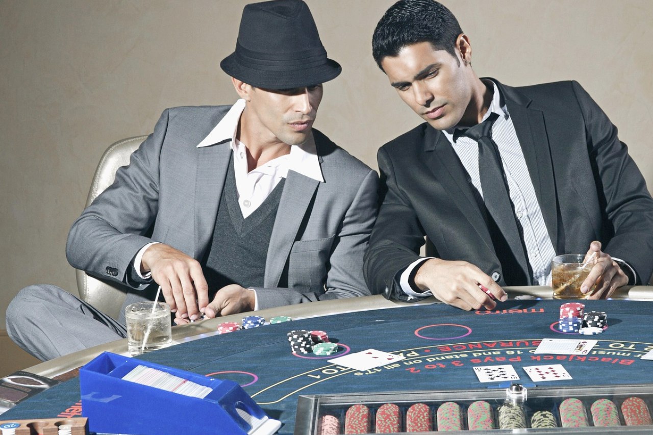 https://www.reddit.com/r/poker/comments/1u86waf/poker_scene_in_sri_lanka/ - 【海外考察】斯里兰卡扑克圈现状:从地下局到正规化的机遇与挑战