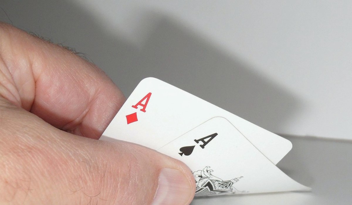 https://www.reddit.com/r/poker/comments/1uf0p7b/mtt_low_stakes_player/ - 微低级别MTT玩家分享：打好基础的三个关键方向